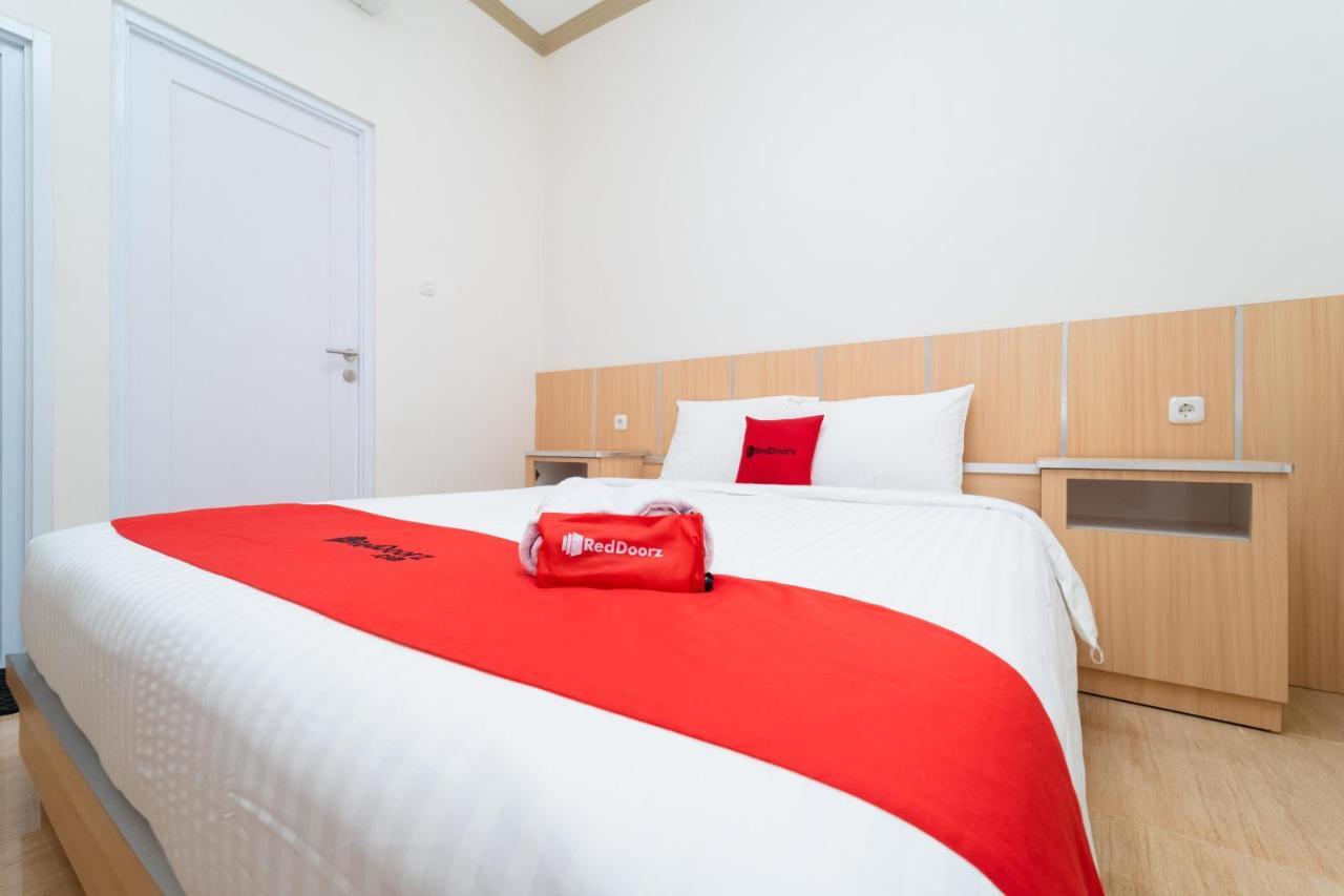 Reddoorz Near Griya Agung Palembang Hotel Talang Kelapa Buitenkant foto