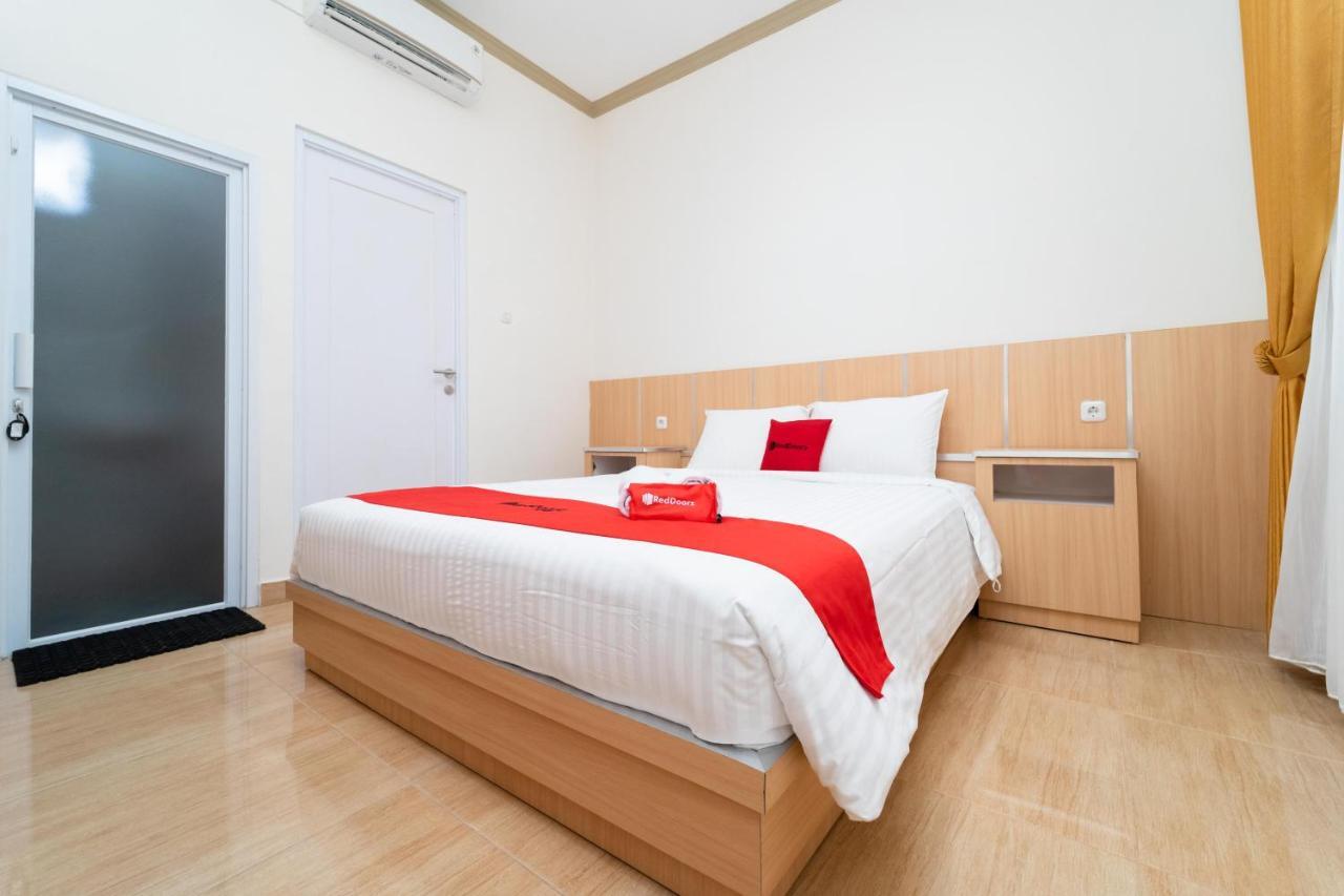 Reddoorz Near Griya Agung Palembang Hotel Talang Kelapa Buitenkant foto