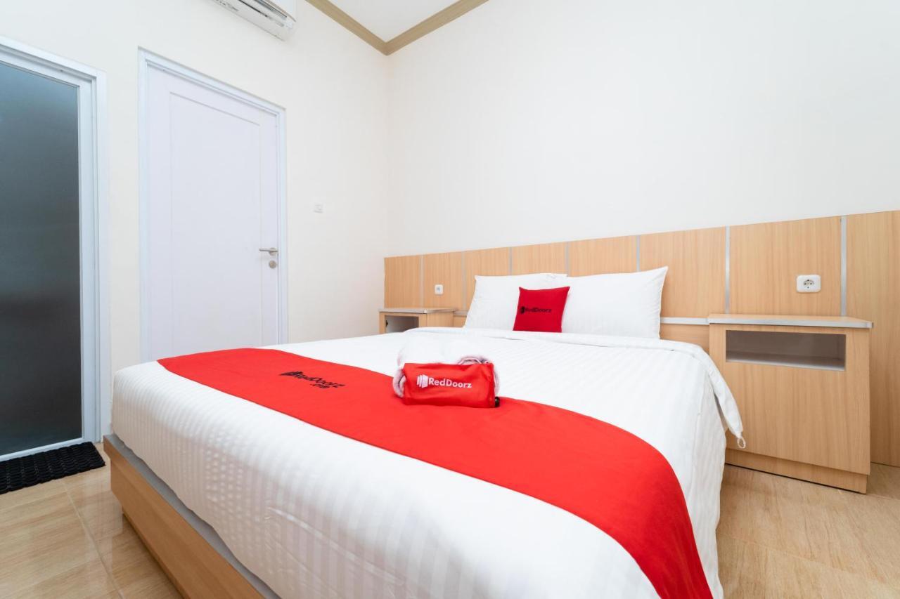 Reddoorz Near Griya Agung Palembang Hotel Talang Kelapa Buitenkant foto